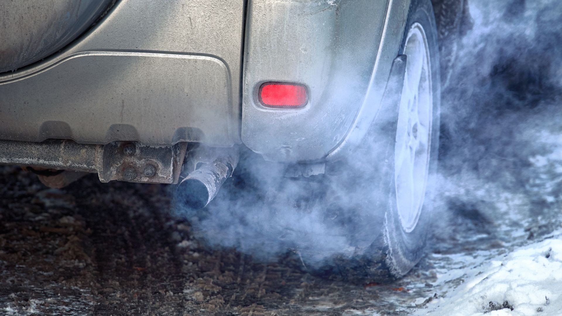 Should You Warm Up Your Car in the Winter?