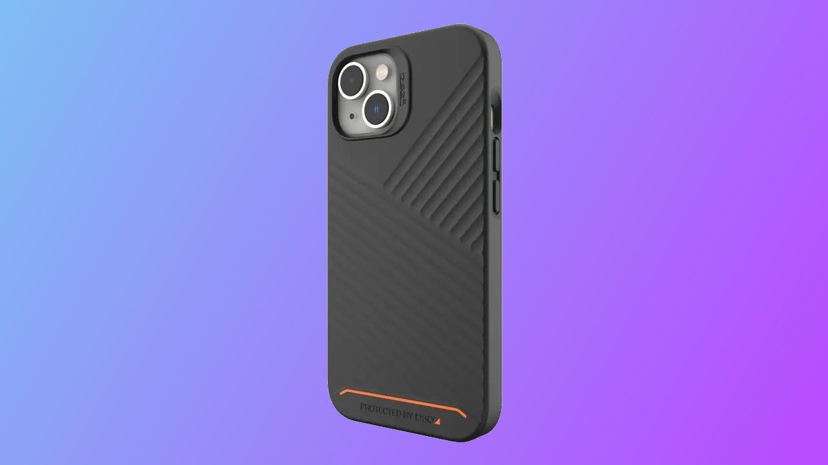 ZAGG gear4 Denali Snap on purple background