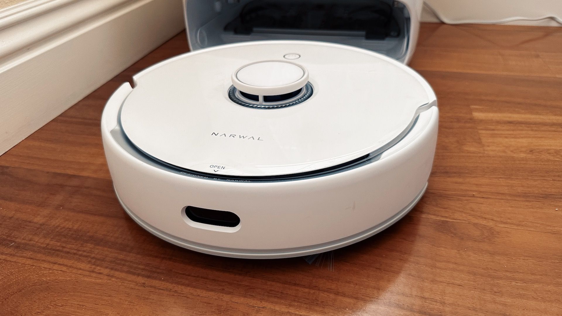 Narwal Freo Robot Vacuum Review: An Advanced Cleaning Assistant