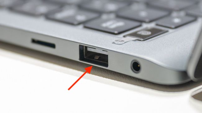 USB Type-A port on a Samsung Galaxy Book 3 Pro 360
