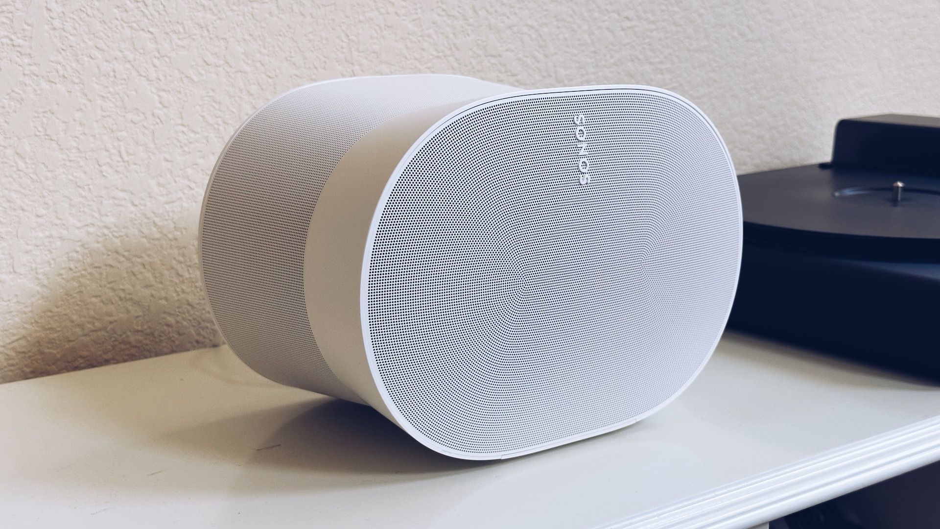 sonos era 300 in white