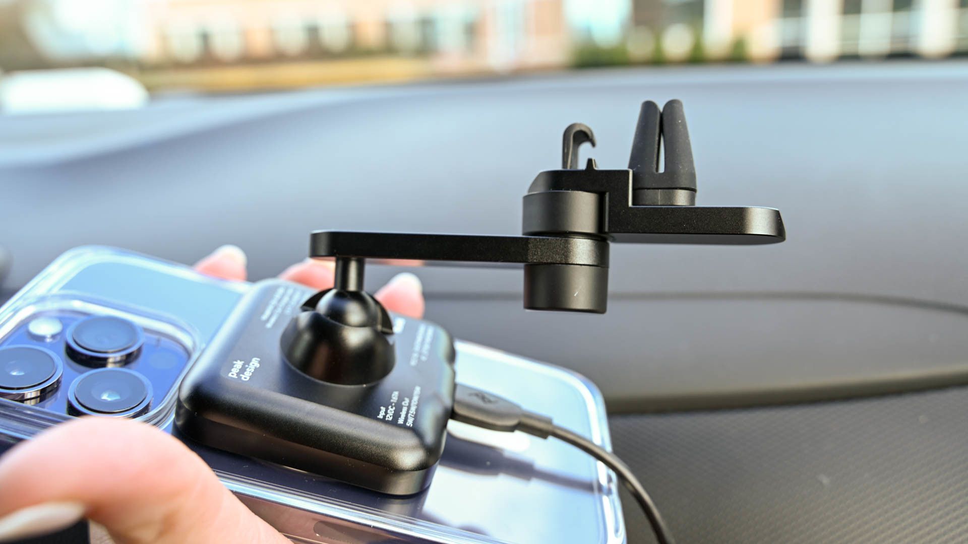 Peak Design car vent mount with wireless charging mount