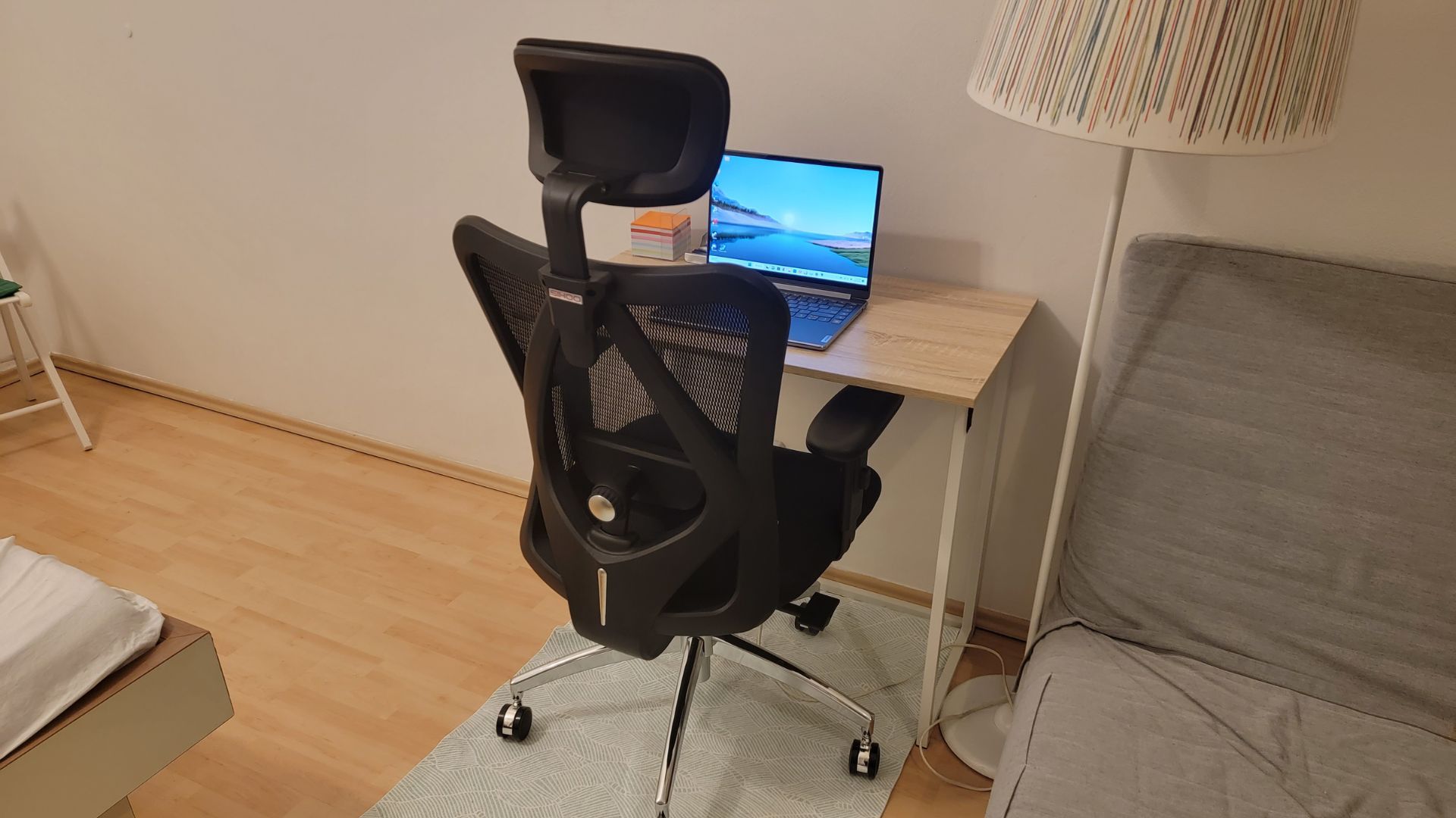 Bought the Sihoo M18 chair from . Didn't like the seat depth so  started the return process. But due to some difficulties disassembling and  fitting it back into the original box (couldn't remove the gas cylinder  without tools I don't own),  refunded