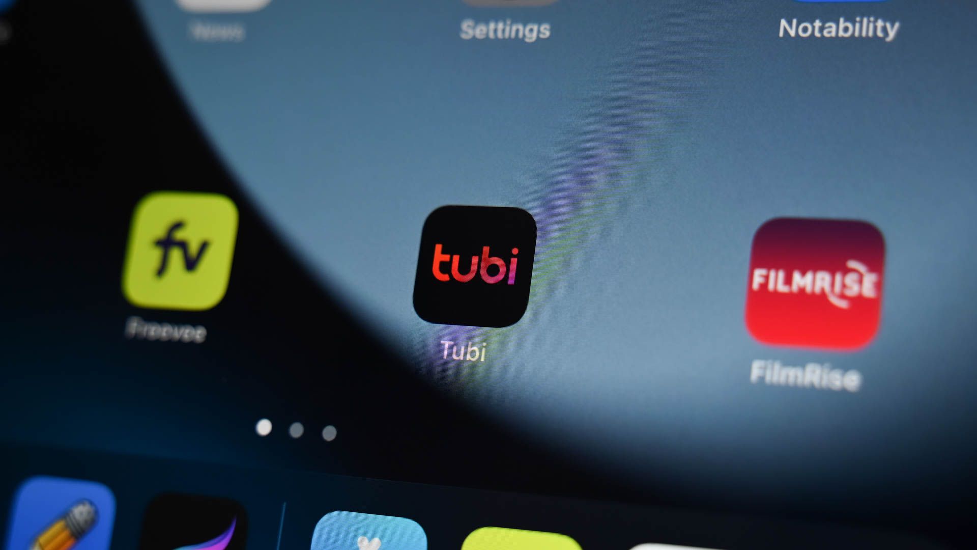The Tubi app next to other free streaming apps