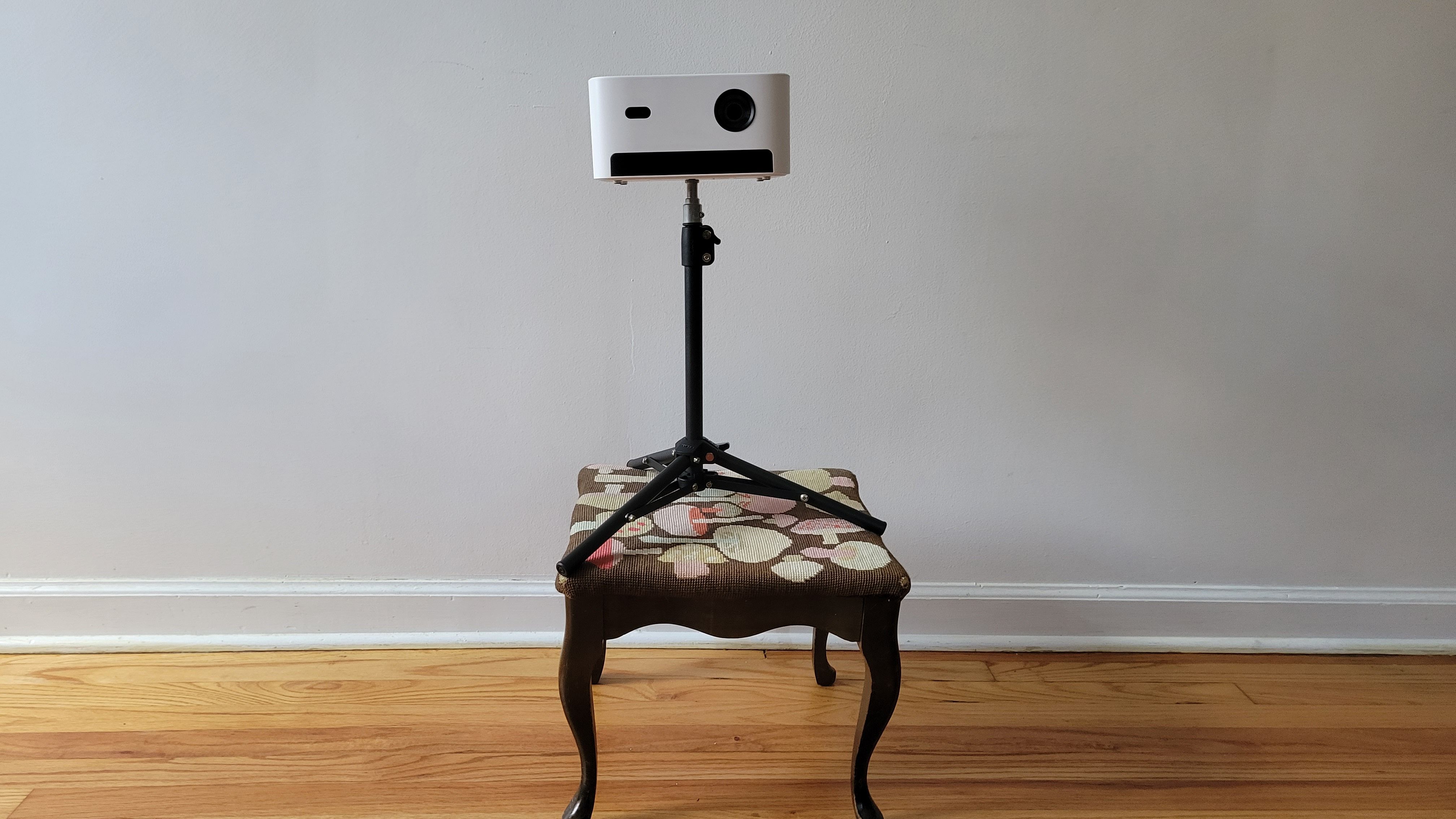 Dangbei Neo Smart Projector Review: A Great Choice at the Right Price