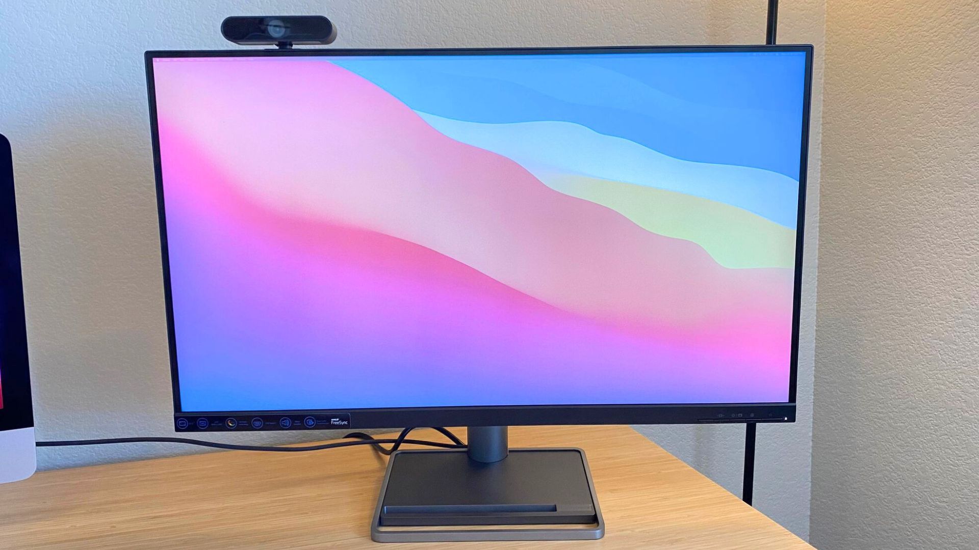 Lenovo L32-p 30 monitor with webcam.