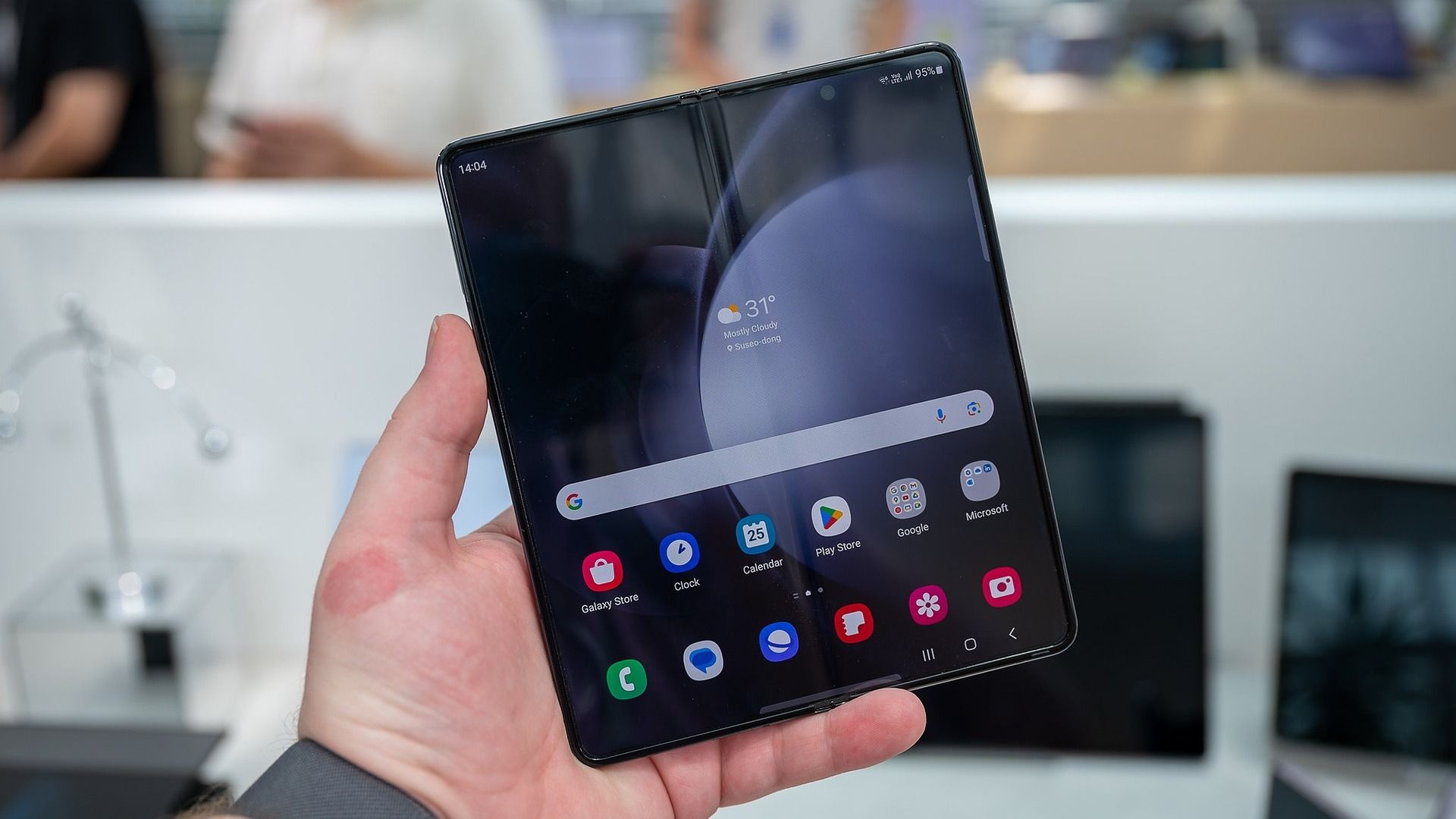 Samsung's New Galaxy Z Fold 5 Has an Improved Hinge, Brighter Screen