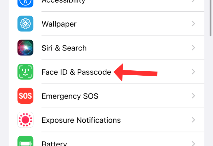 Settings app with an arrow next to the Face ID & Passcode option