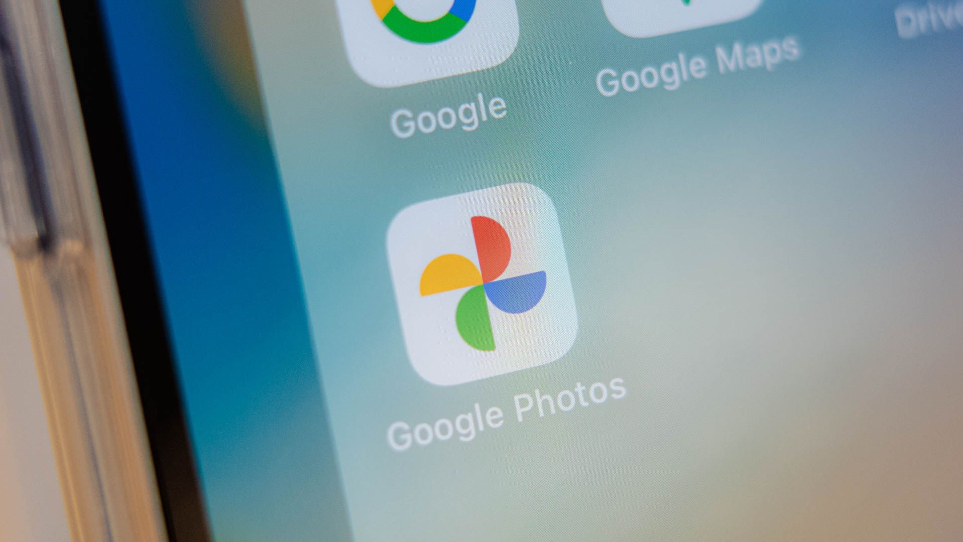 Google Photos app icon.