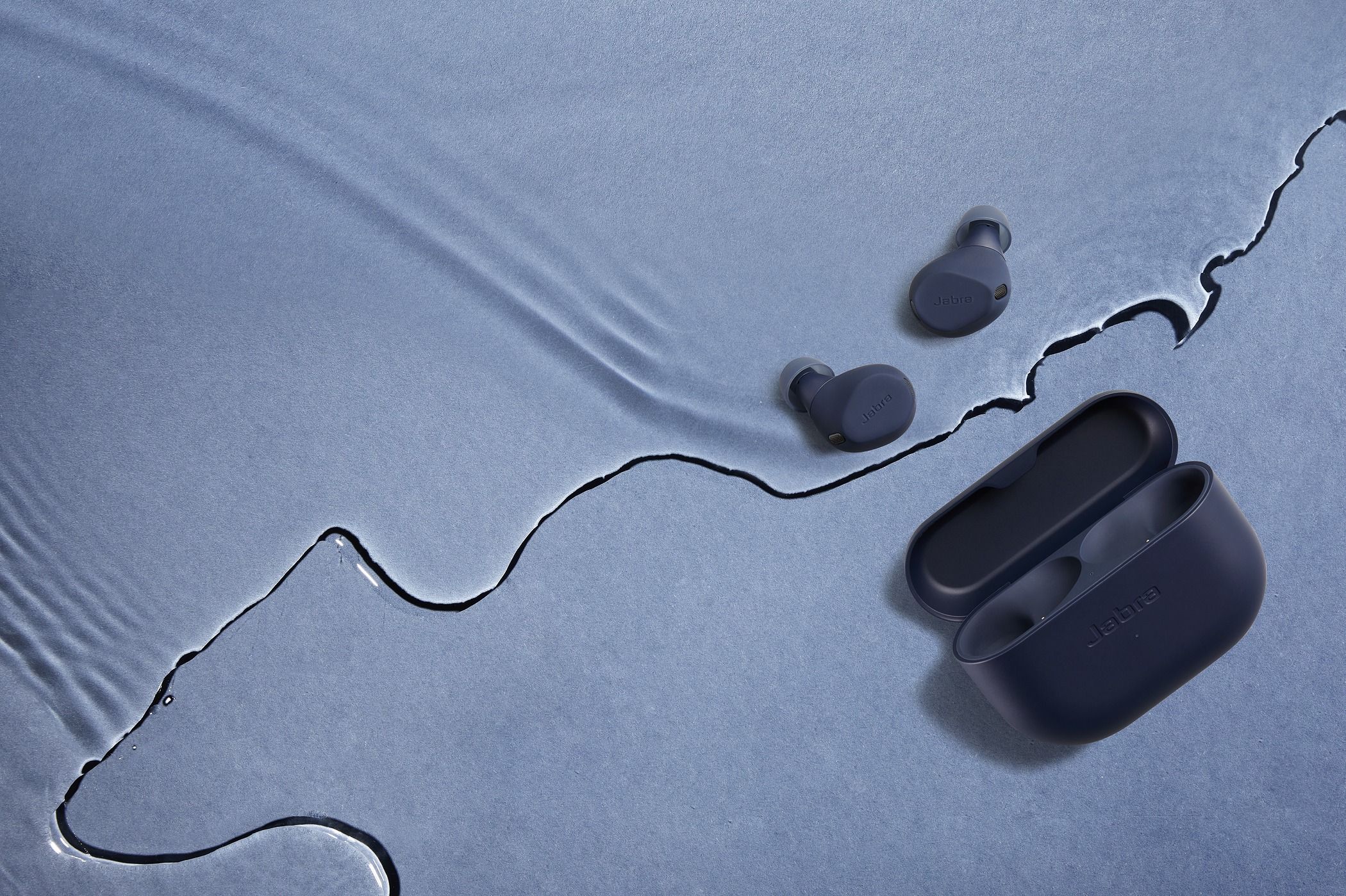 Jabra’s New Earbuds Are Feature-Packed and Built to Last