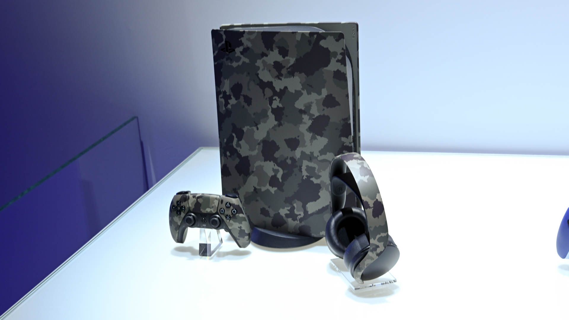 Camouflage Skin on the PlayStation 5 with matching controller and headset.