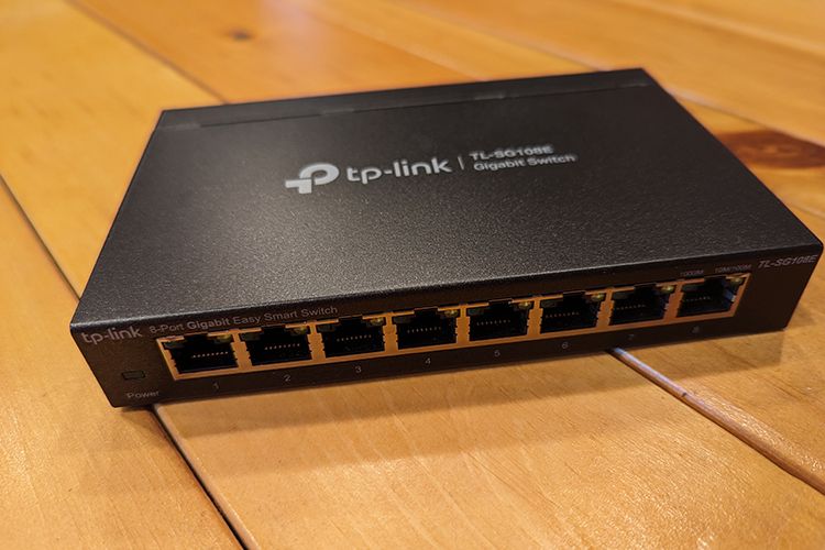 A TP-Link 8-port gigabit managed switch. 