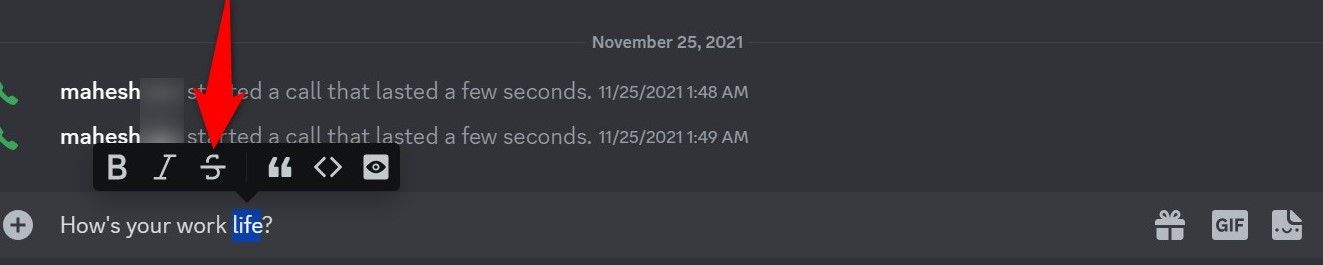 The strikethrough option highlighted in Discord.