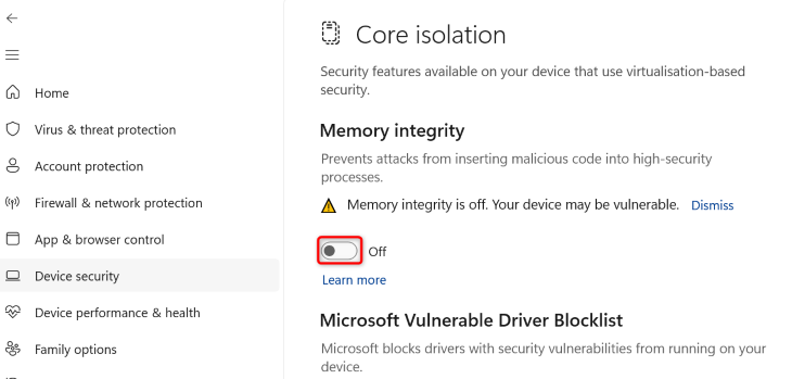 Core Isolation settings in Windows with Memory Integrity option highlighted.