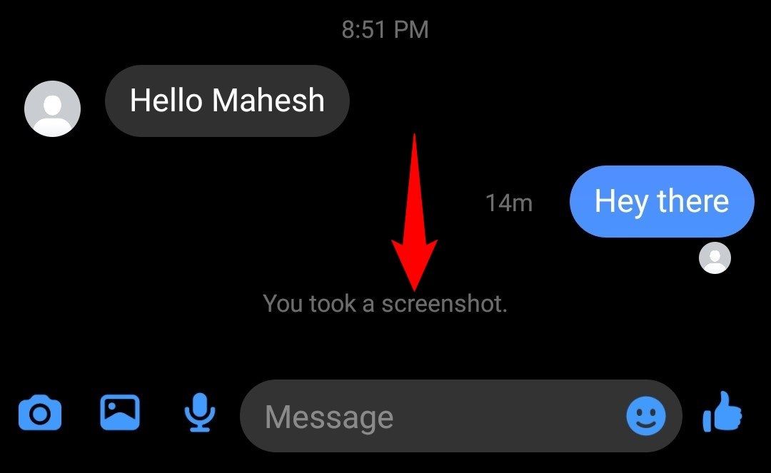 Notification about a screenshot in the Facebook Messenger mobile app.