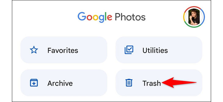 Screenshot of Google Photos tools, arrow pointing at Trash