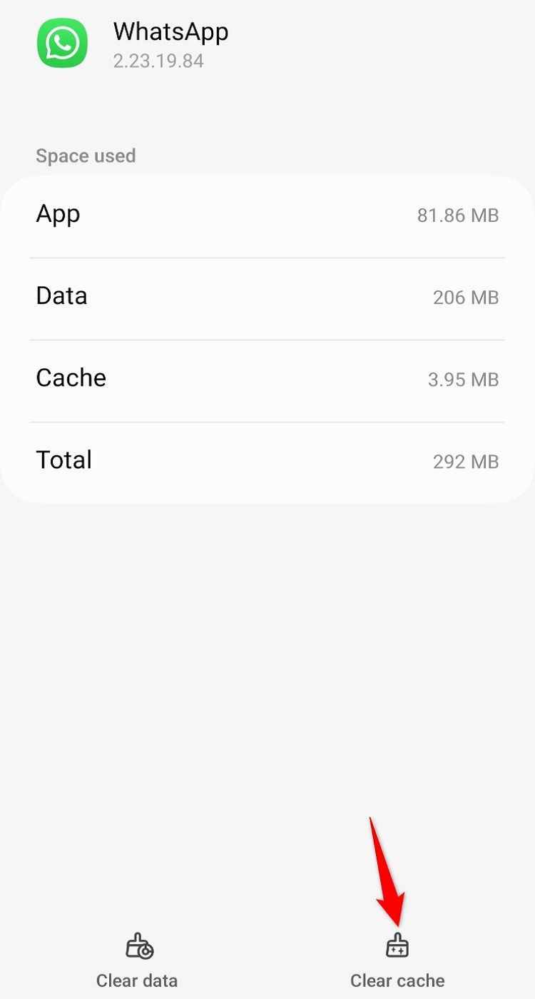 'Clear Cache' highlighted for WhatsApp in Android Settings.
