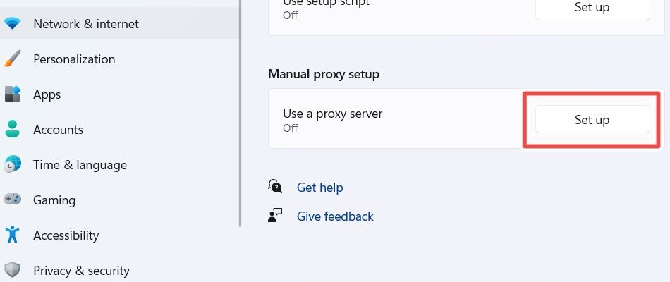 The button to set up a manual proxy on Windows 11.