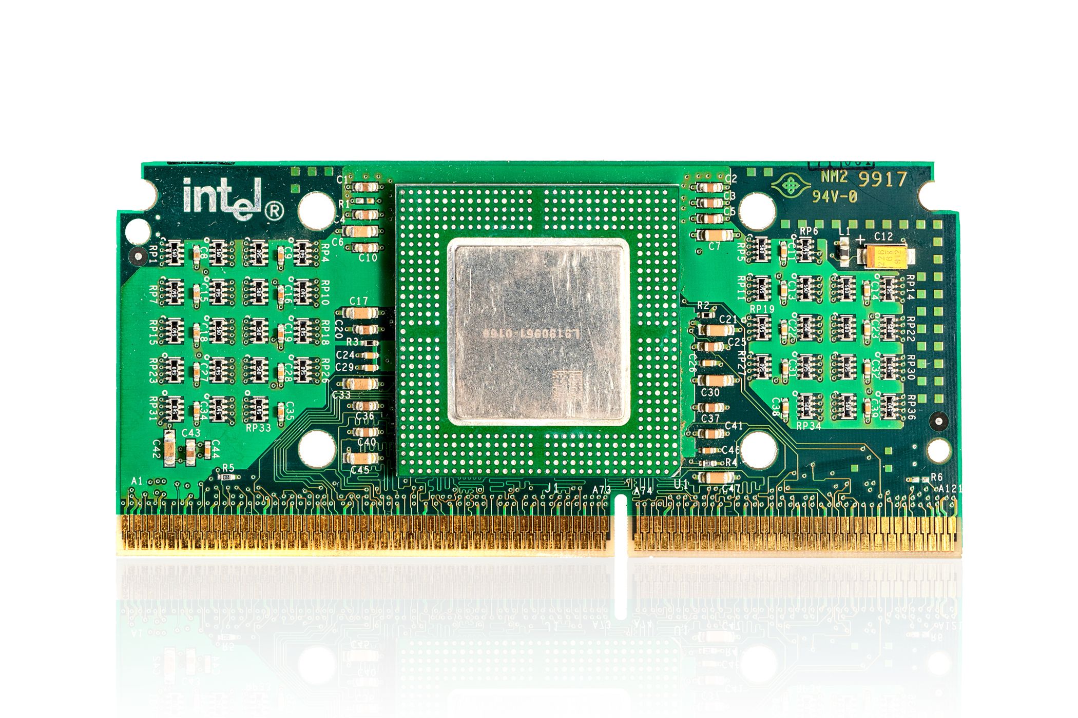 Old Intel Pentium II CPU Slot 1.