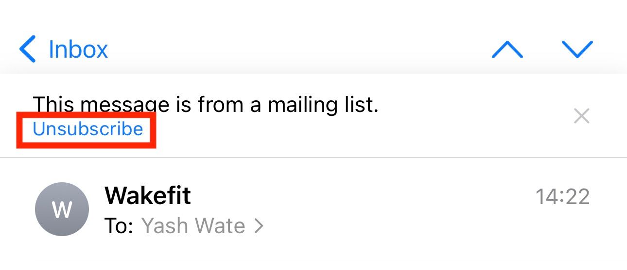 Unsubscribe button in Apple Mail on an iPhone.