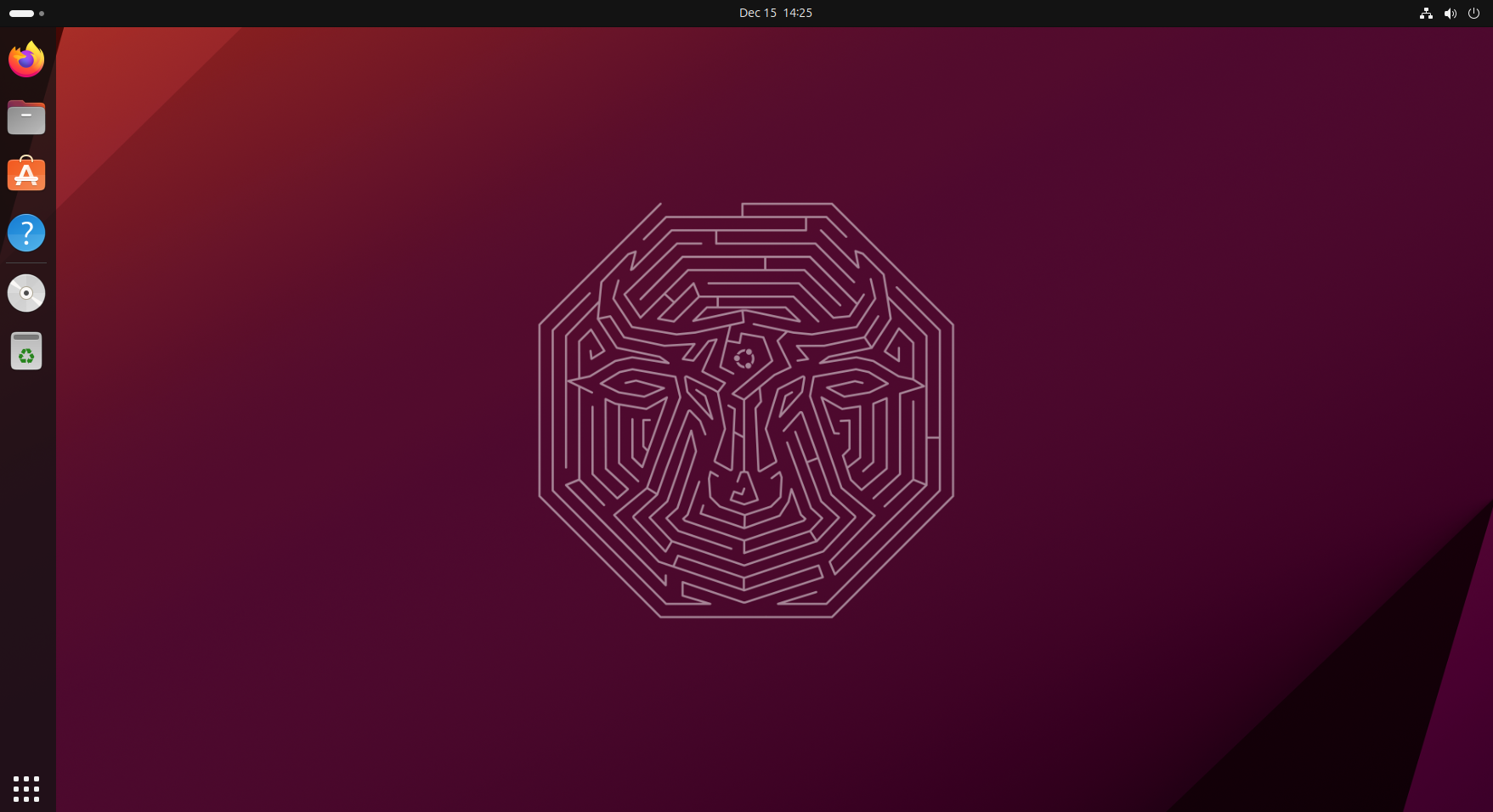Ubuntu 23.10's default desktop.
