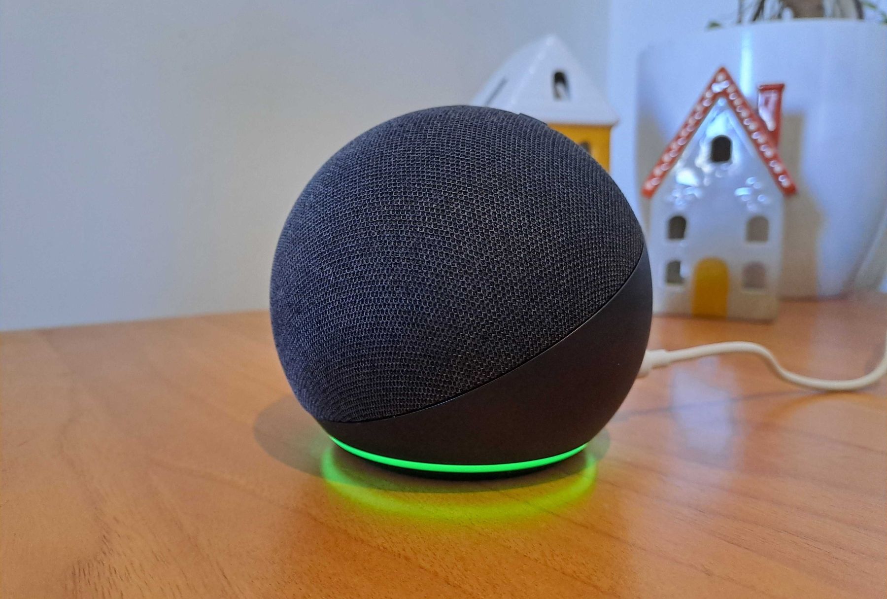 Echo Dot With Clock (5th-gen) Review: A Slightly Smarter Ball