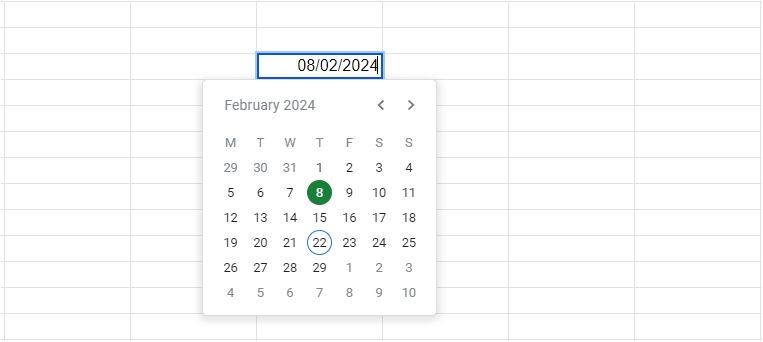 Date picker in Google Sheets.