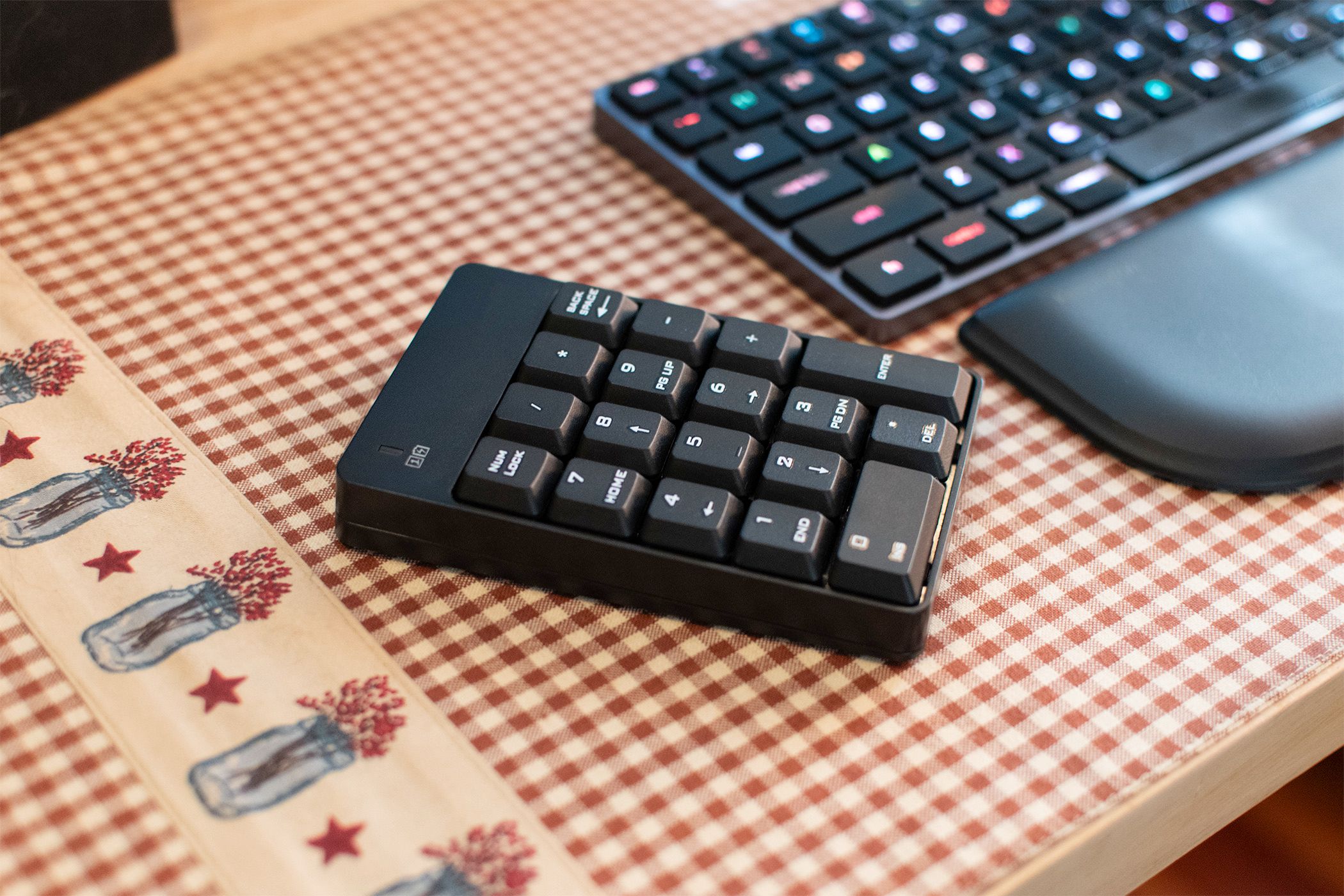 Discover the Reasons You May Require a Left-Side Number Pad Attachment for Your Keyboard!