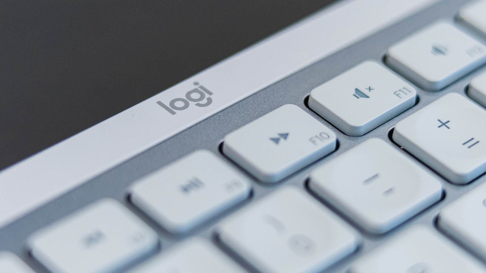 A close-up photo of the Logitech MX Keys keyboard.