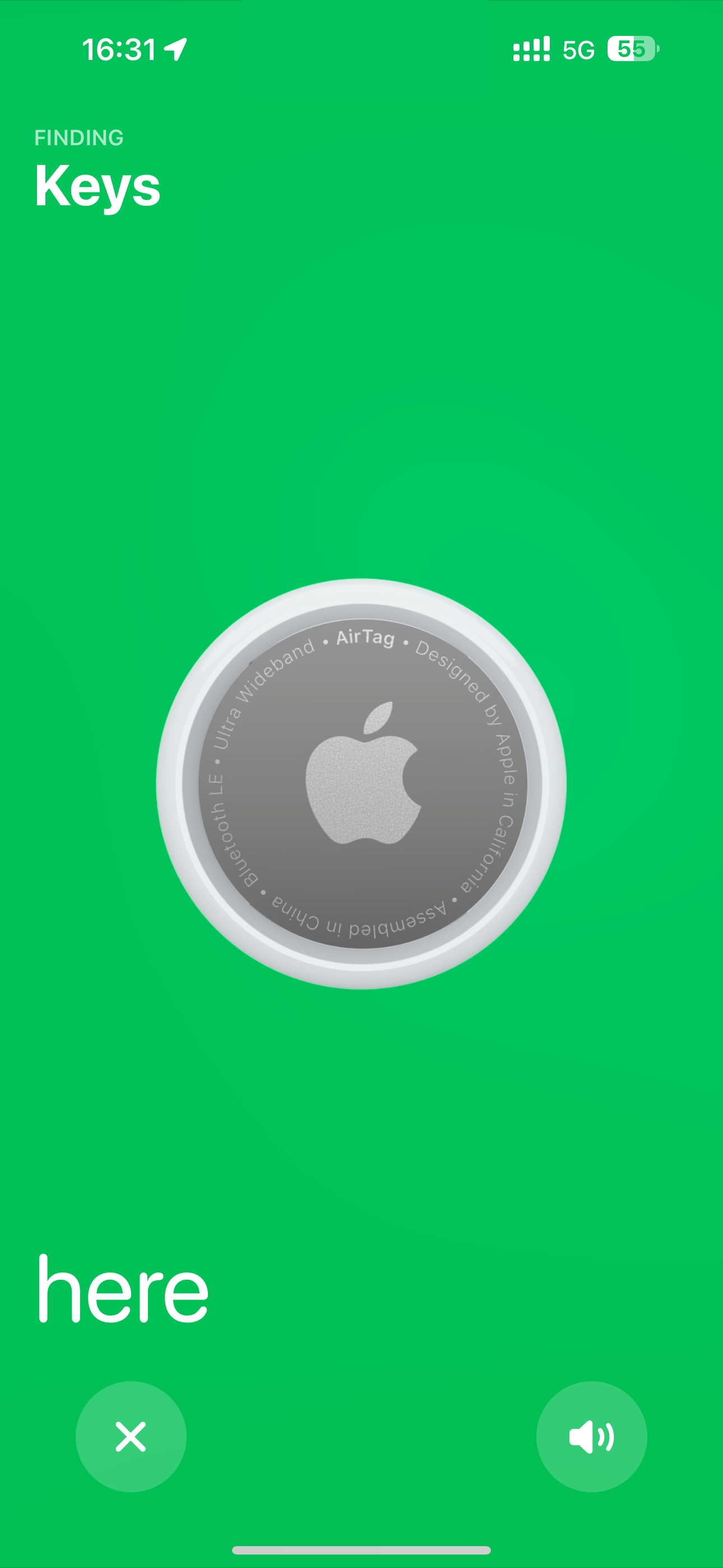 Using Precision Finding on iPhone to navigate to a lost AirTag.