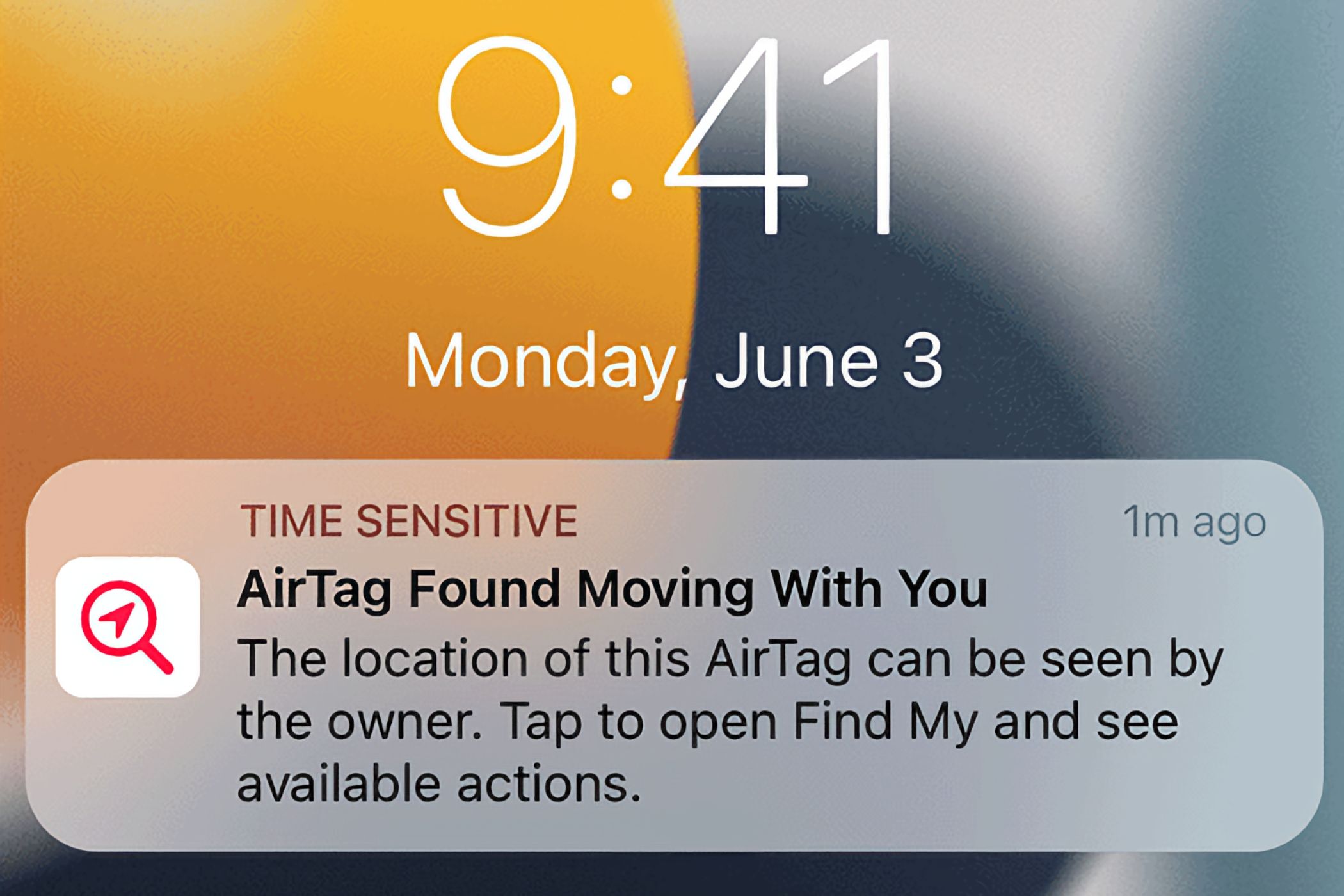 iPhone notification about an unknown AirTag found moving with the user.