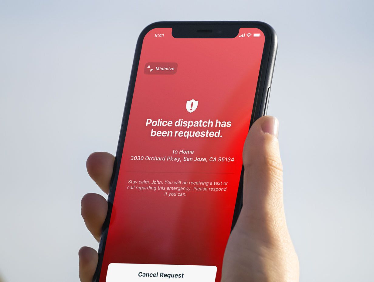 The Arlo app requesting police dispatch. 