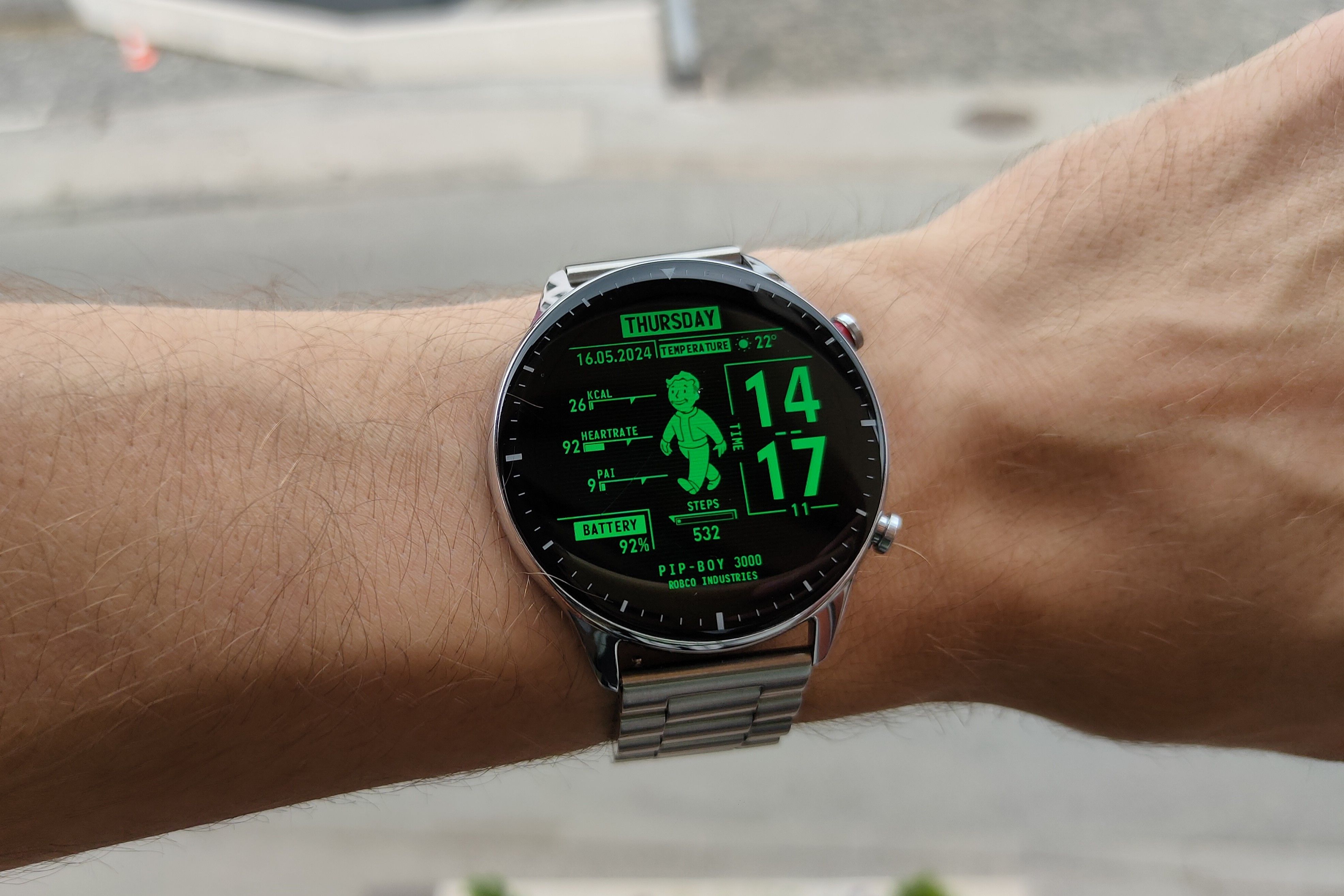 Smartwatch cheap online