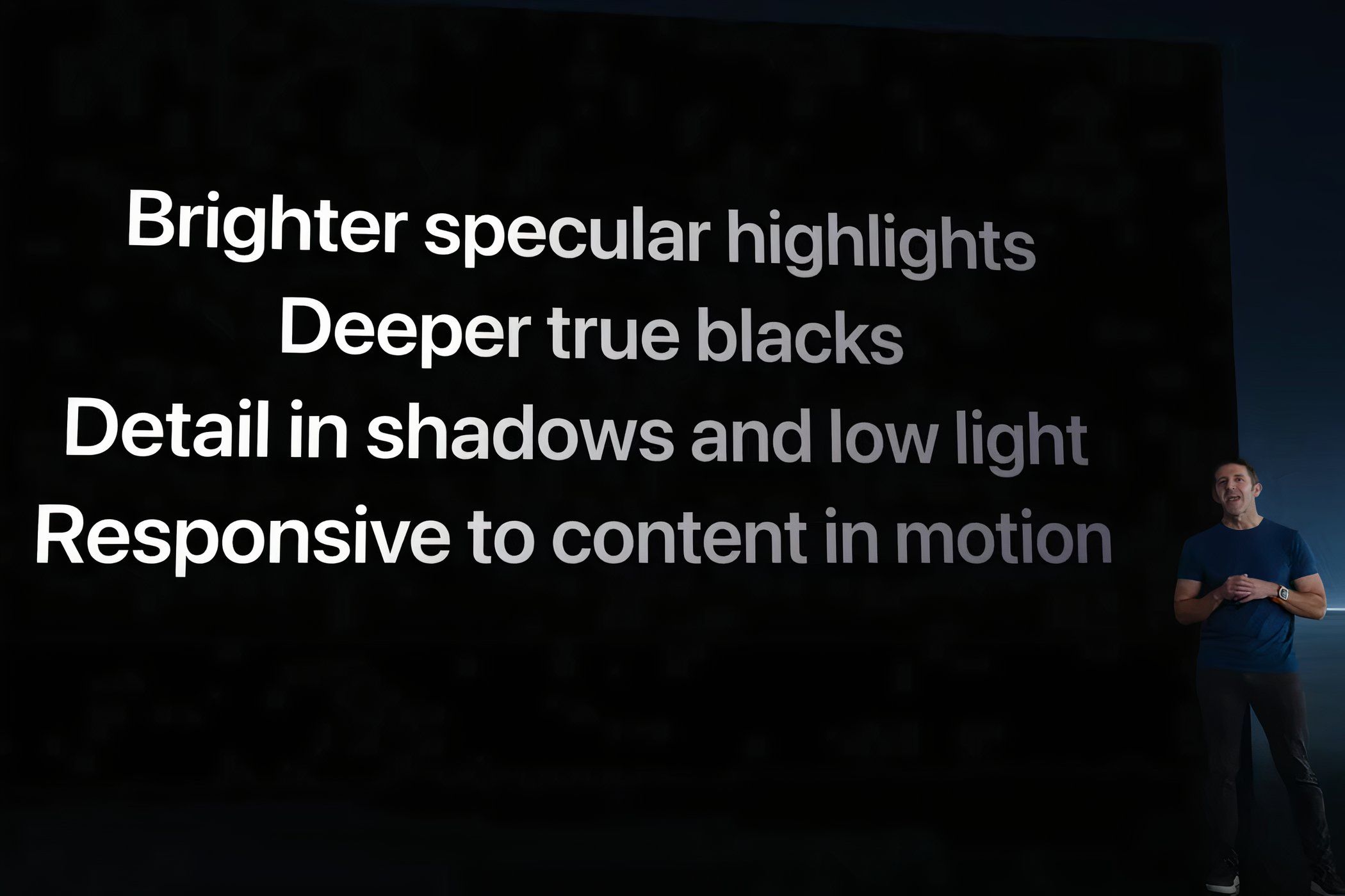 Screenshot of the Let Loose event where Apple explains the advantages of the tandem OLED screen.