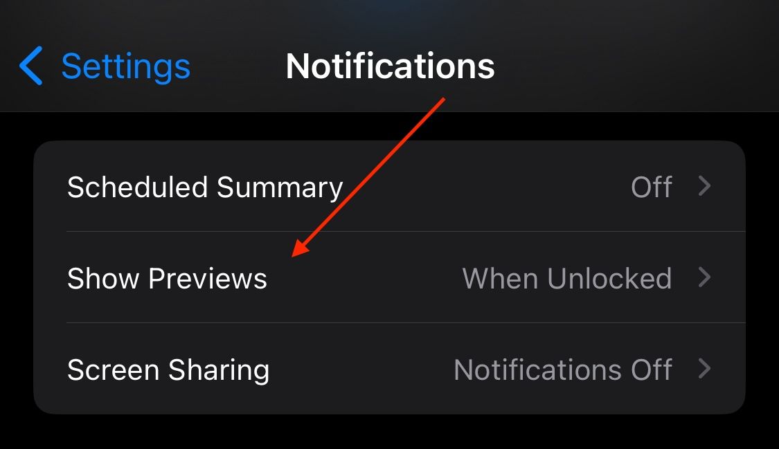 Toggle notification previews on or off in the iPhone Settings app.