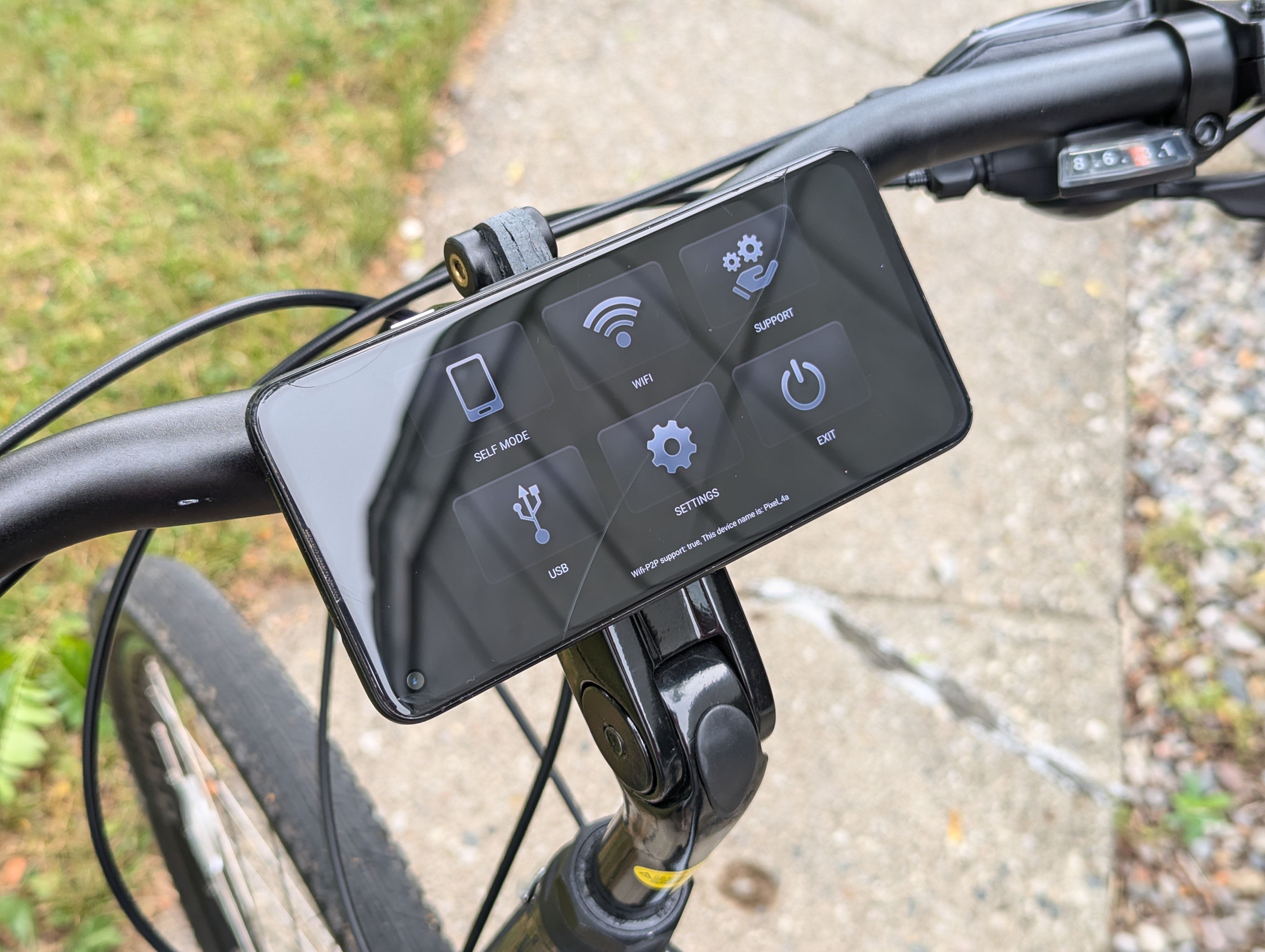 Headunit Reloaded on a phone mounted to a bike.