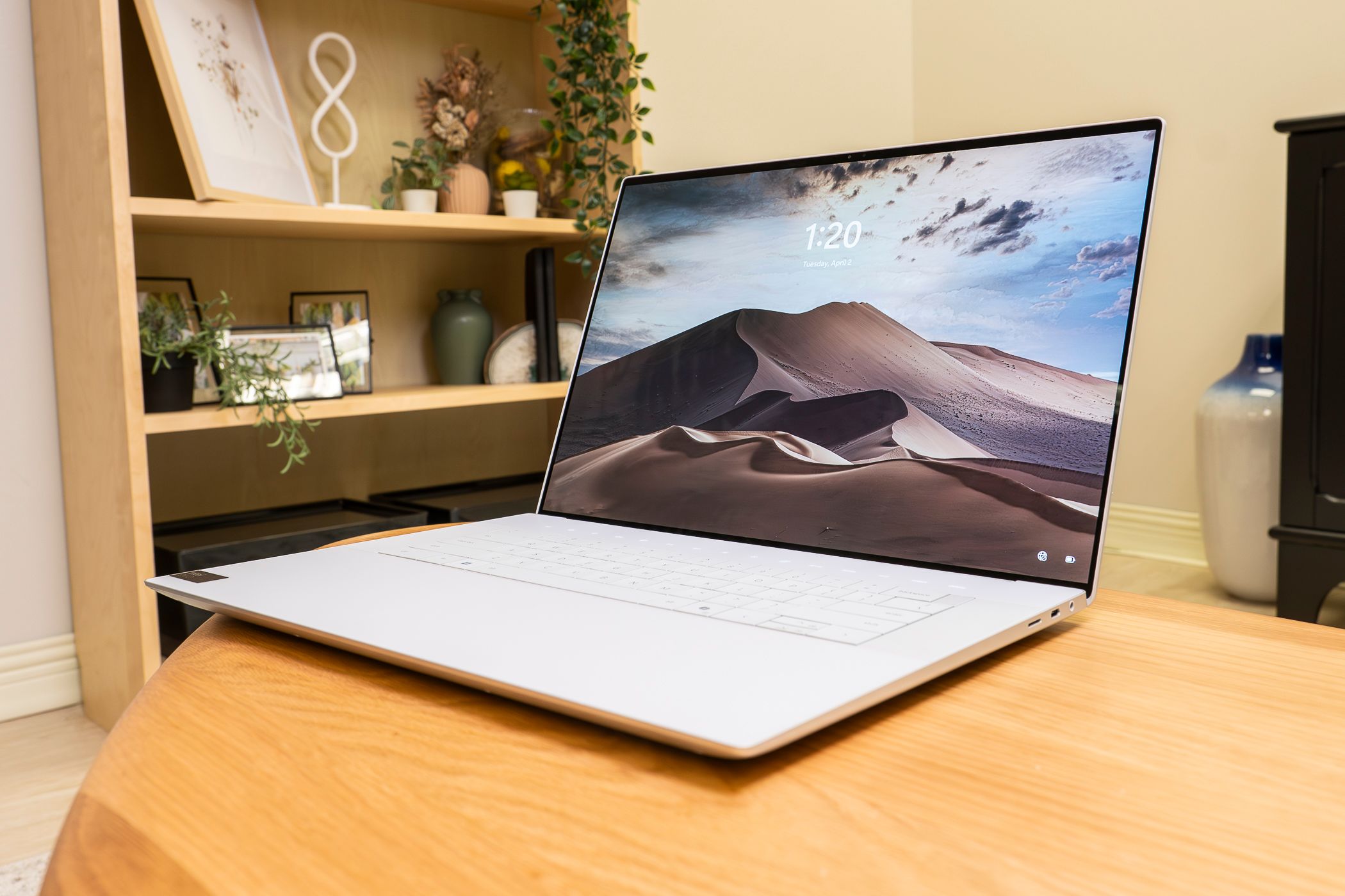 Unveiling the Powerhouse Designer – An In-Depth Review of the Dell XPS Laptop, Model 9640