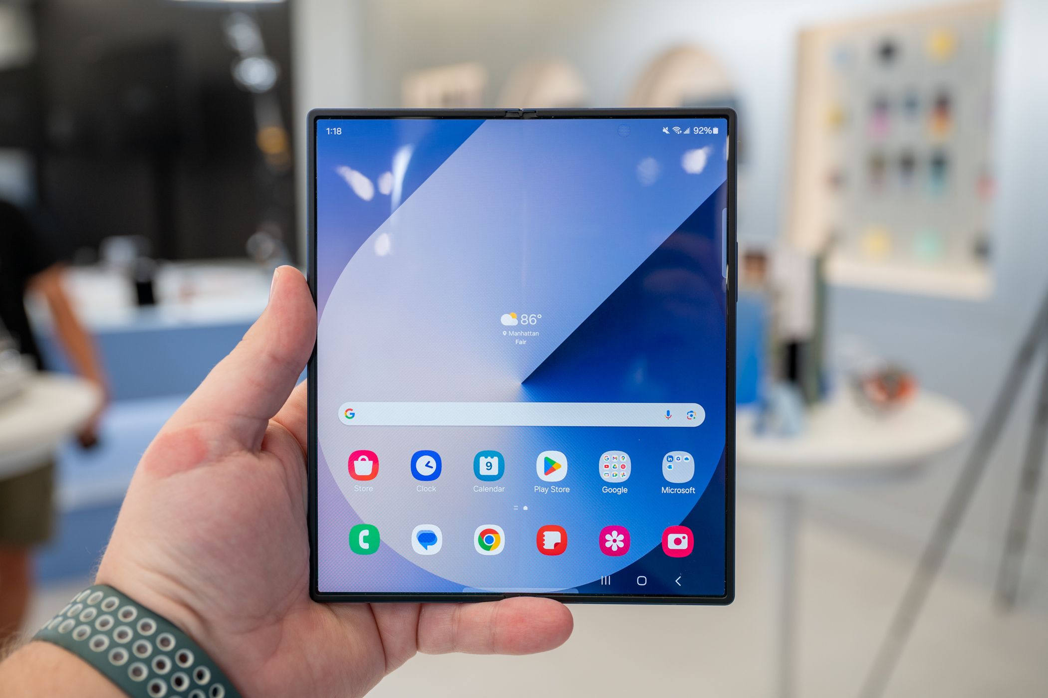 Samsung's New Galaxy Z Fold 6 Boasts Significantly Enhanced Outer Display