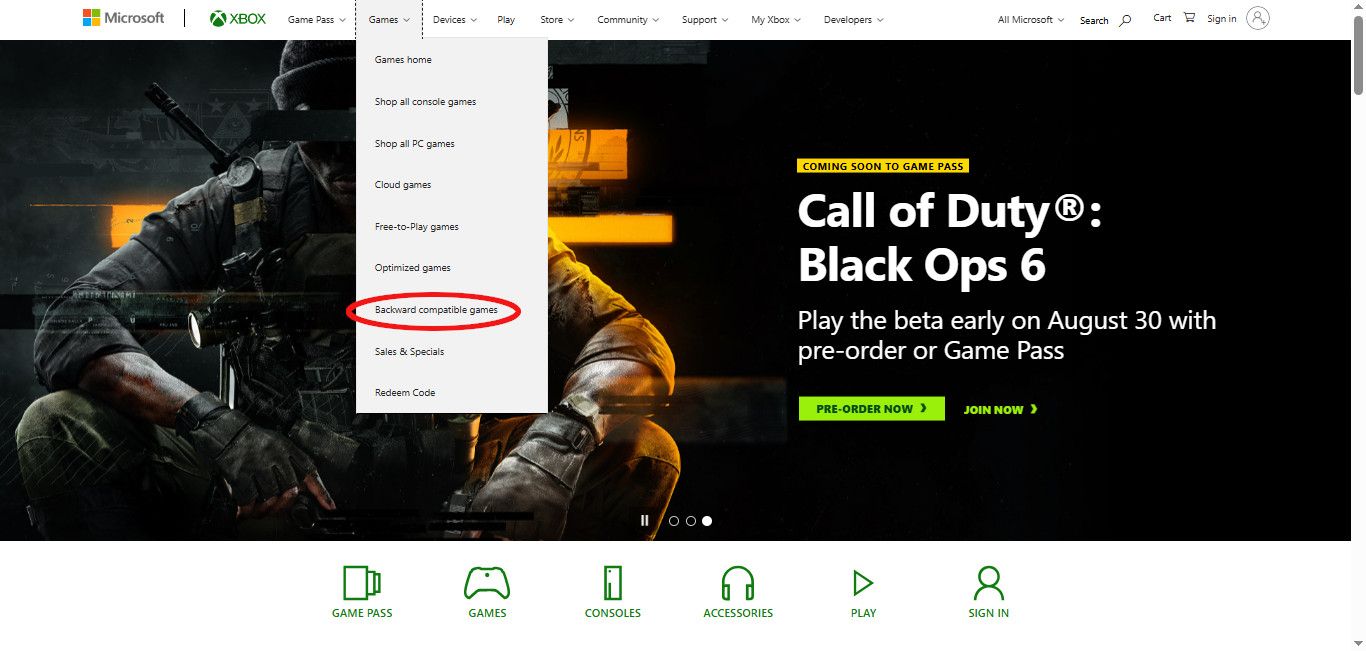 Um menu suspenso no Xbox.com com "Compatível com versões anteriores" circulado.