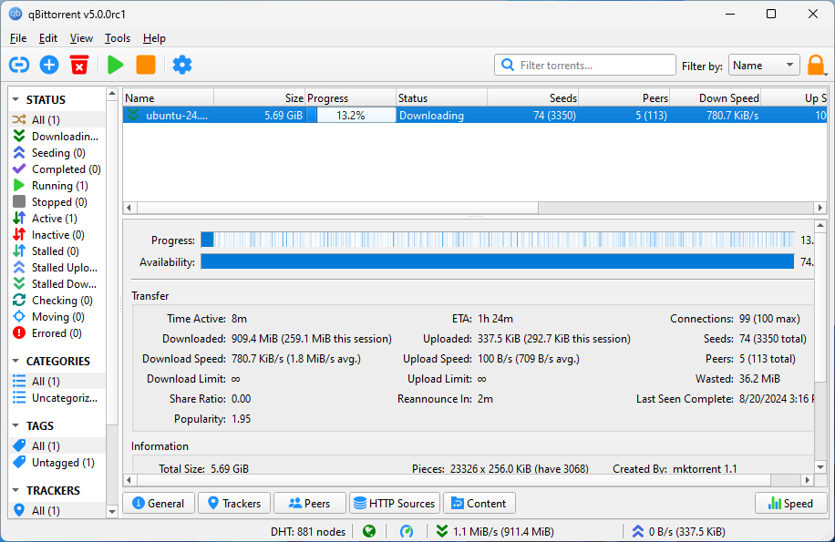 Скриншот qBittorrent 5.0, показывающий загрузку торрента Ubuntu.