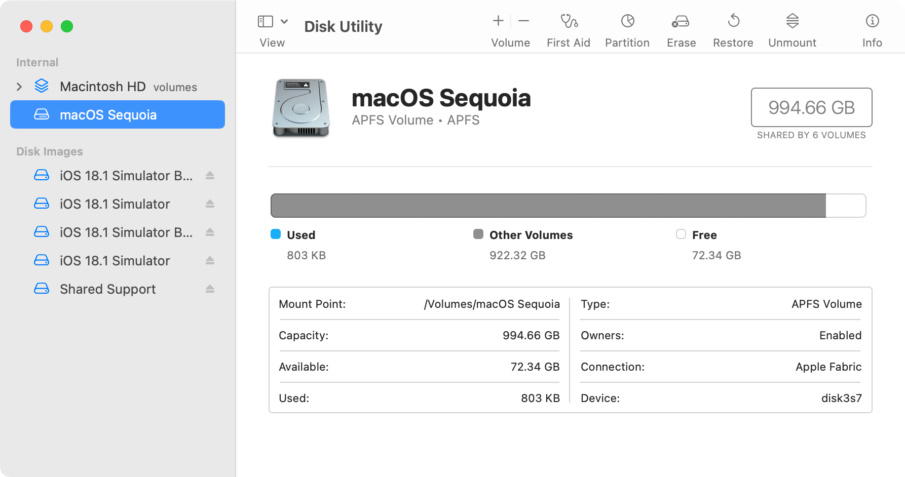 Creating a partition for installing macOS Sequoia.