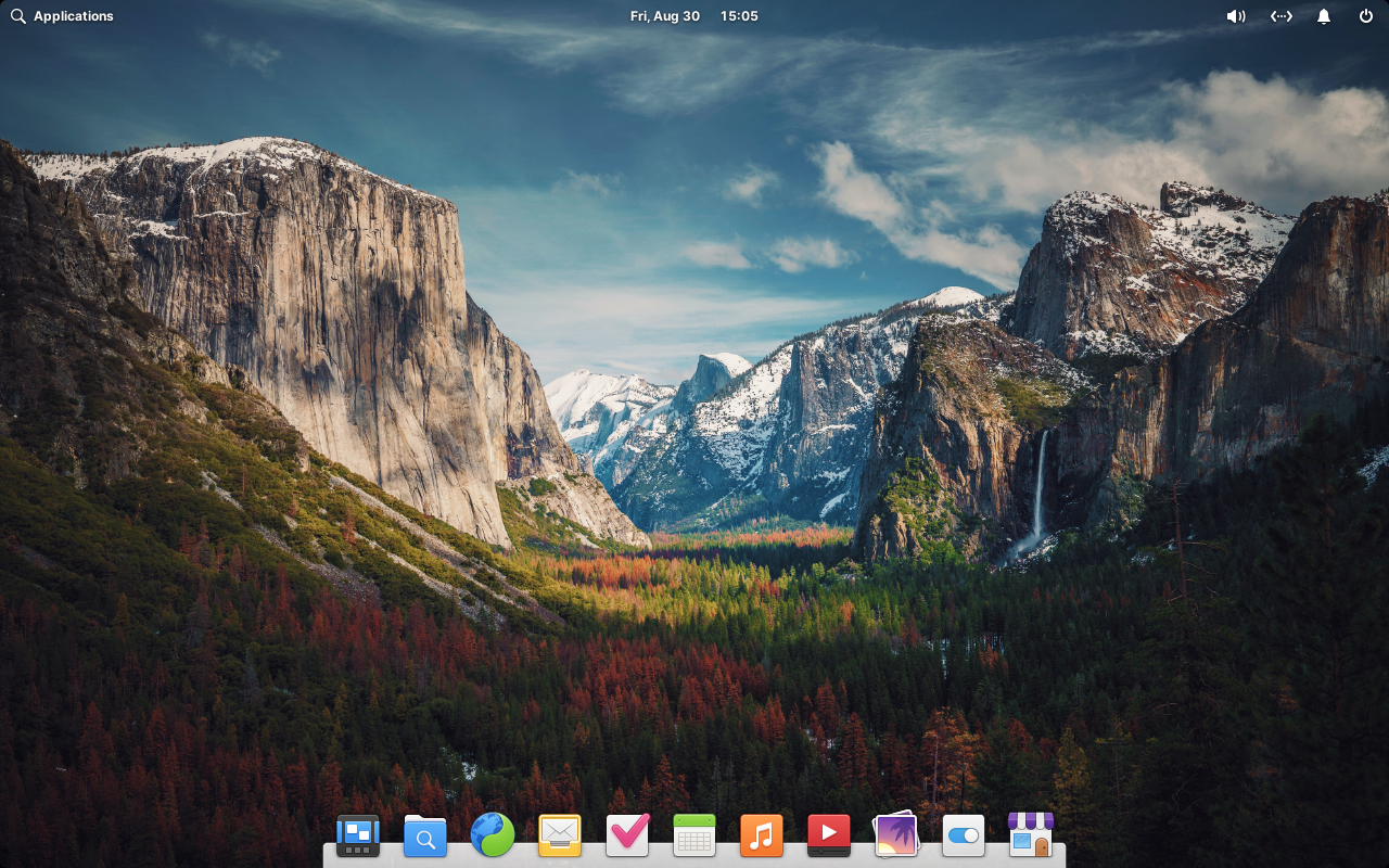 Elementary OS desktop.