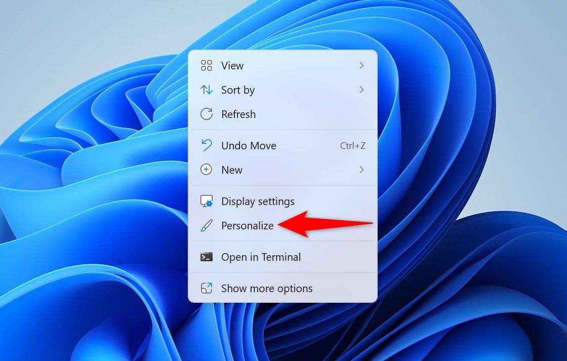 'Personalize' highlighted in the Windows desktop context menu.