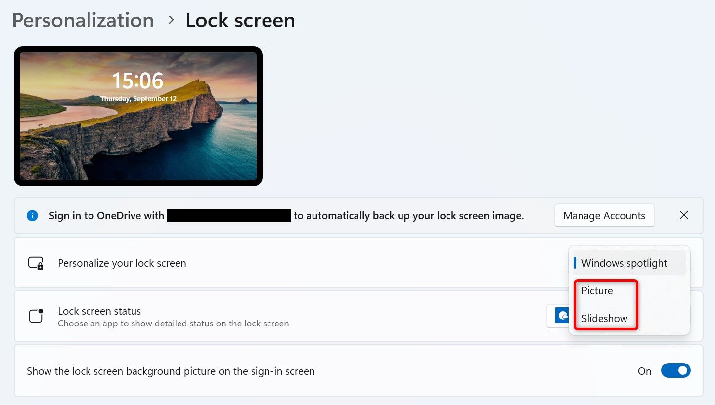 The 'Customize Lock Screen' drop-down menu is displayed in Settings.