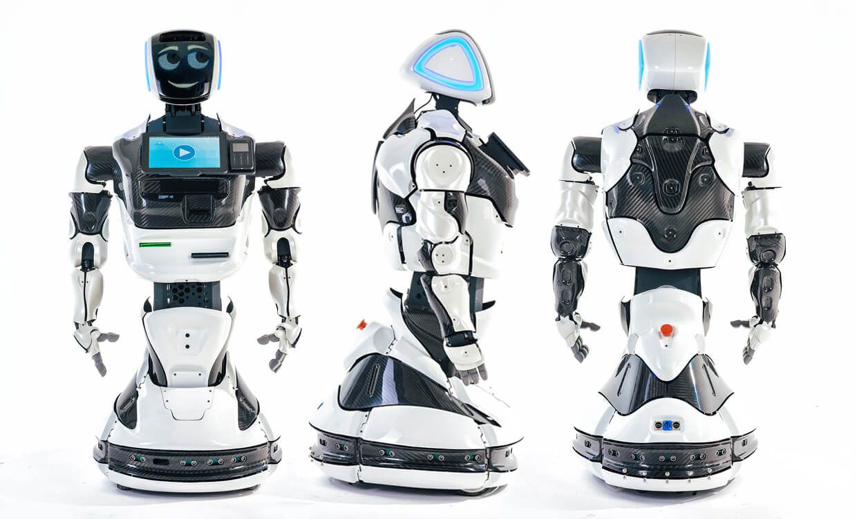 Front, side and rear views of the Promobot v.4