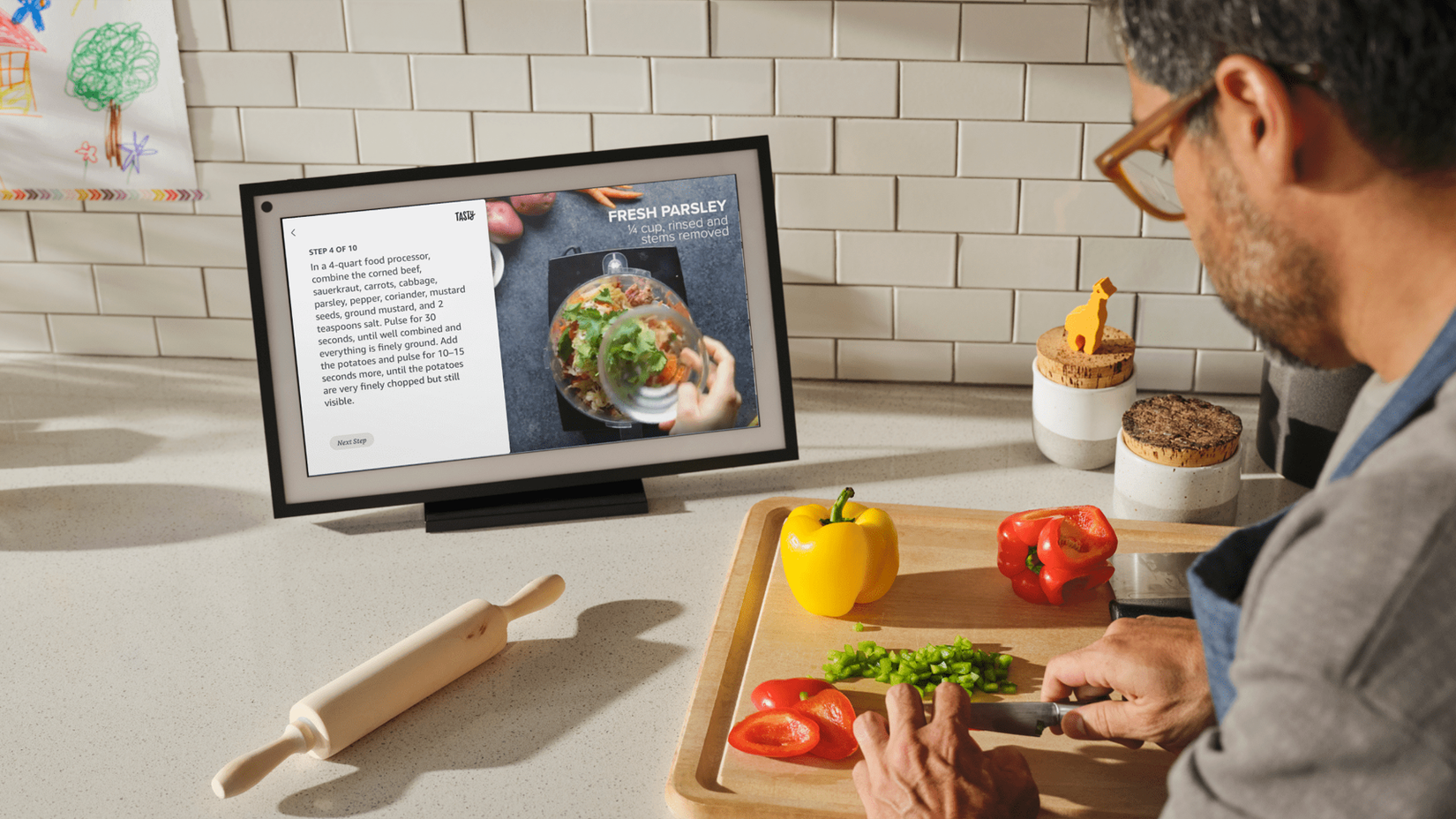 Amazon Echo Show с рецептом на экране.