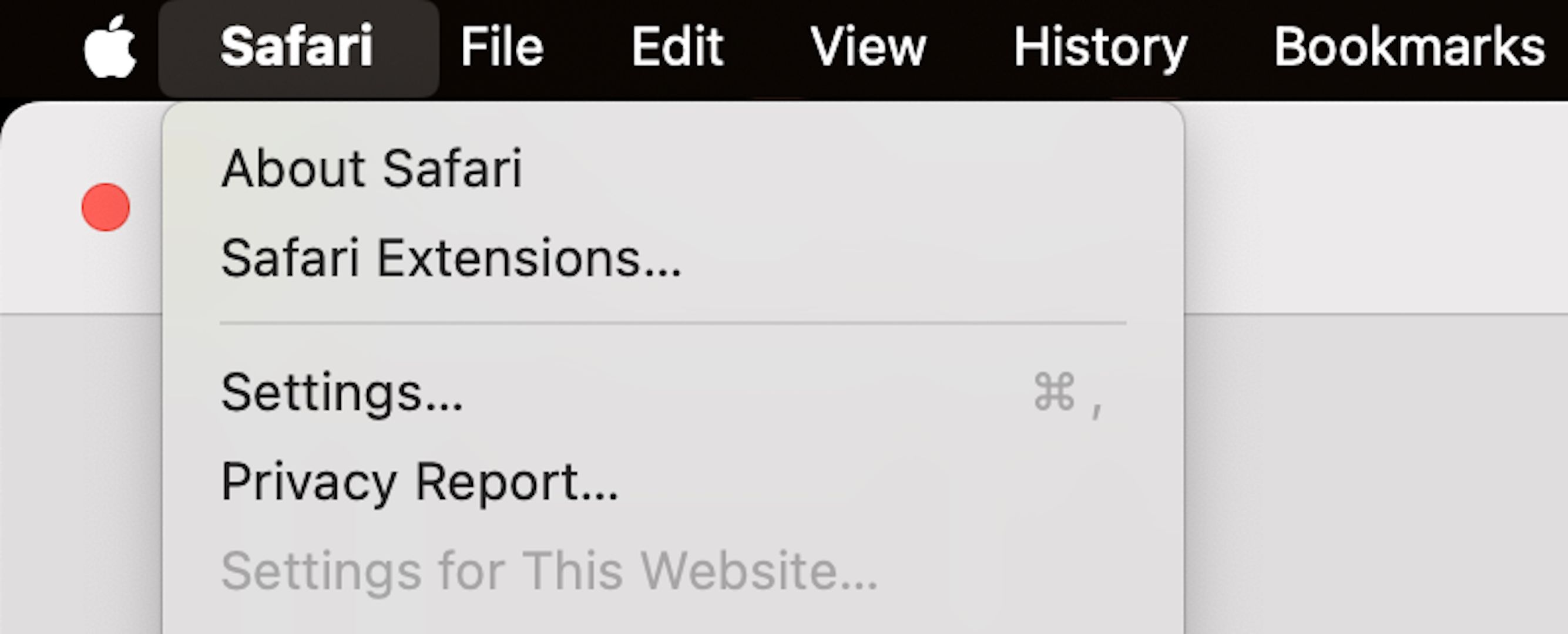 Opening Settings in Safari on Mac.