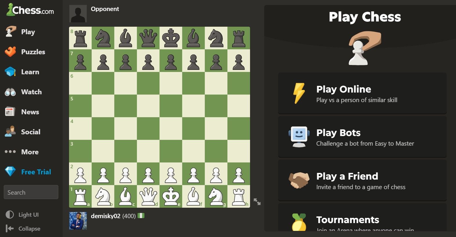 Screenshot of the Chess.com homepage.