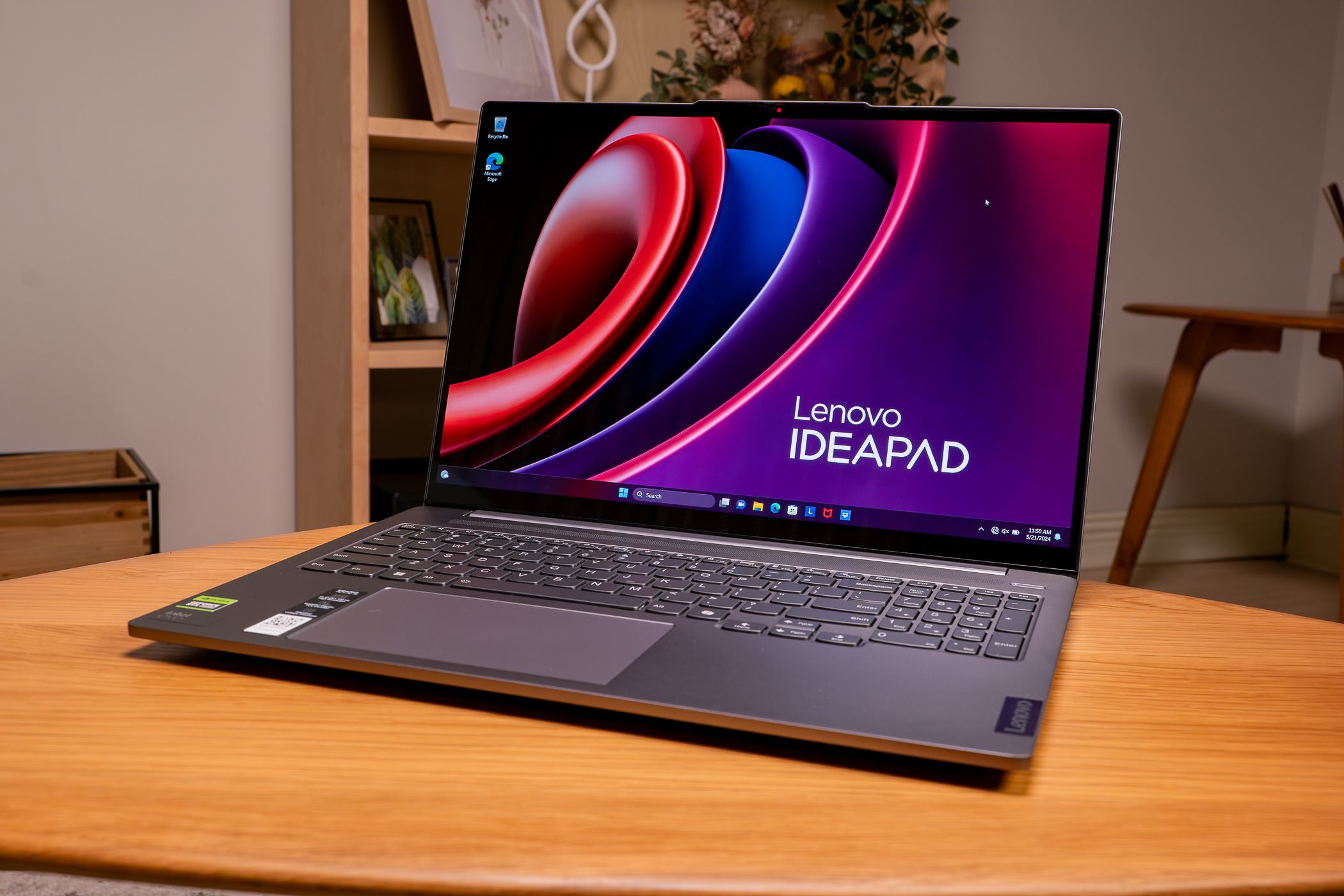 Lenovo IdeaPad Pro 5i 16" Review: A Work and Play Powerhouse