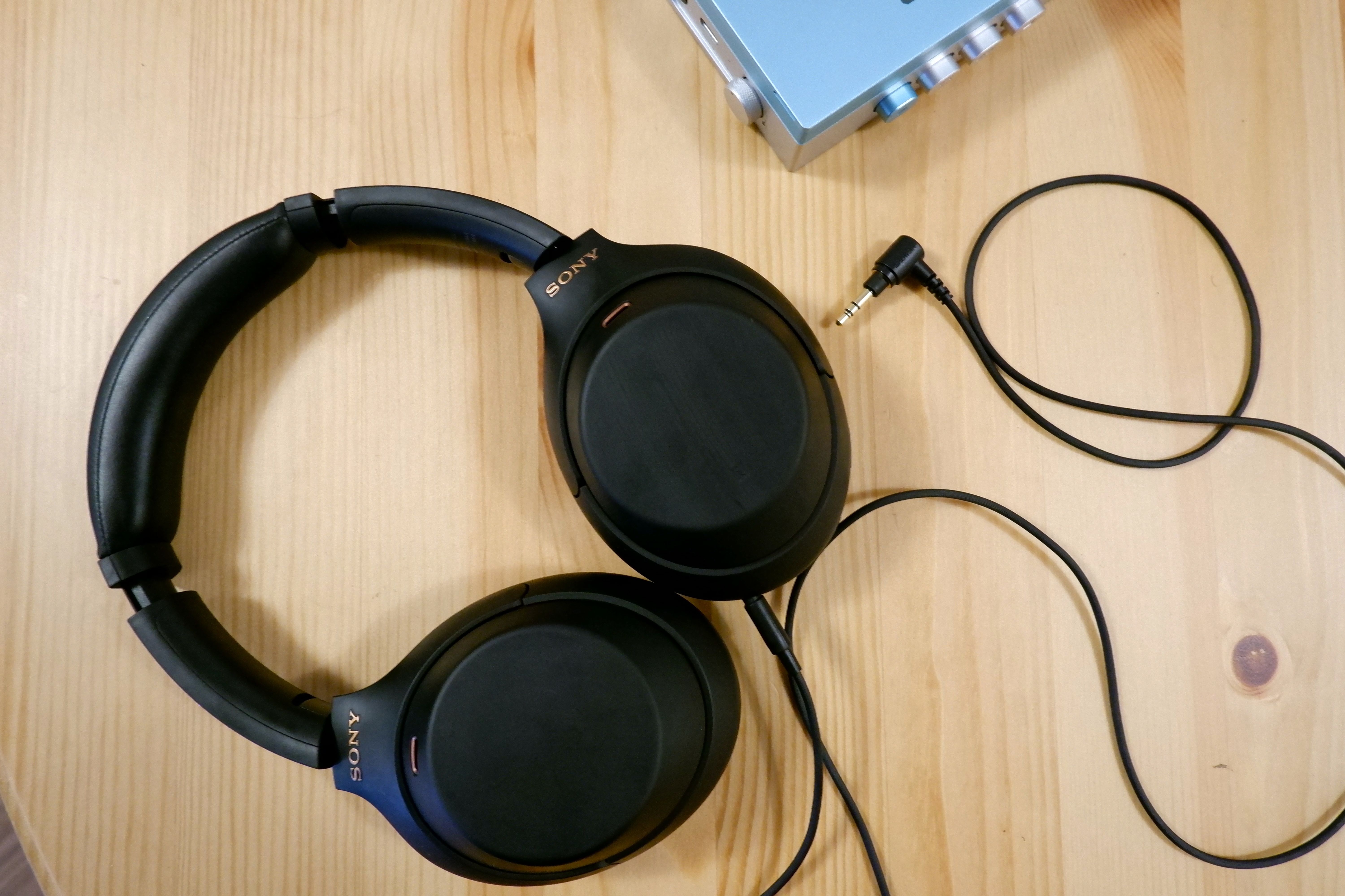 6 Reasons Your Next Headphones Should Be Wired